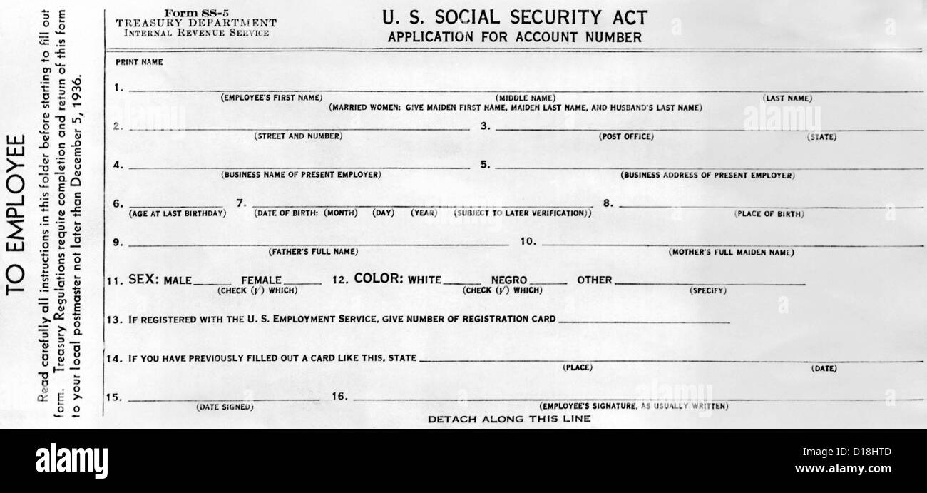 Initiation of Social Security in 1936. Employees application for Social  Security. This form must be filled out by all employees Stock Photo - Alamy