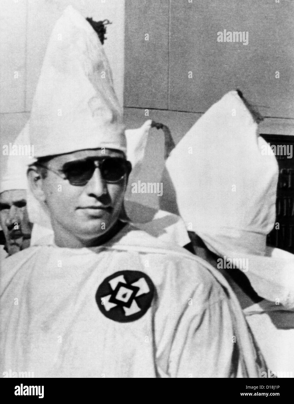 Bob Shelton Grand Wizard of the Alabama Ku Klux Klan, at a Klan meeting in Montgomery, Alabama. Nov. 1956. (CSU ALPHA 1178) CSU Stock Photo