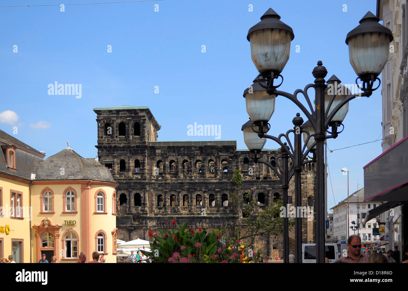 Rheinland-Pfalz, Trier, Hotels in der Altstadt, Porta Nigra, , Stock Photo