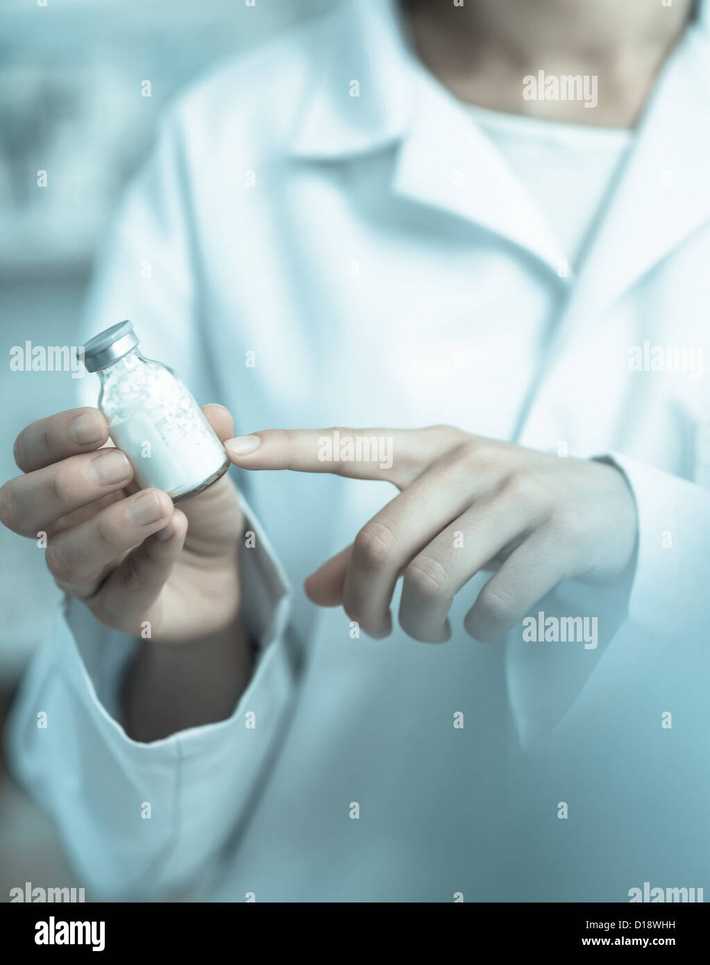 Laboratory vial hires stock photography and images Alamy