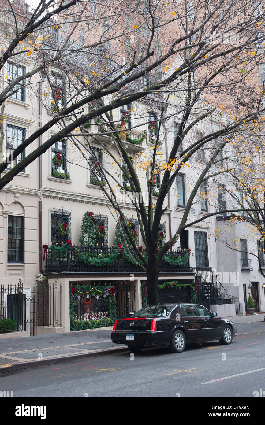 Christmas Decorations on a house, Upper East Side, Manhattan, New York City Stock Photo