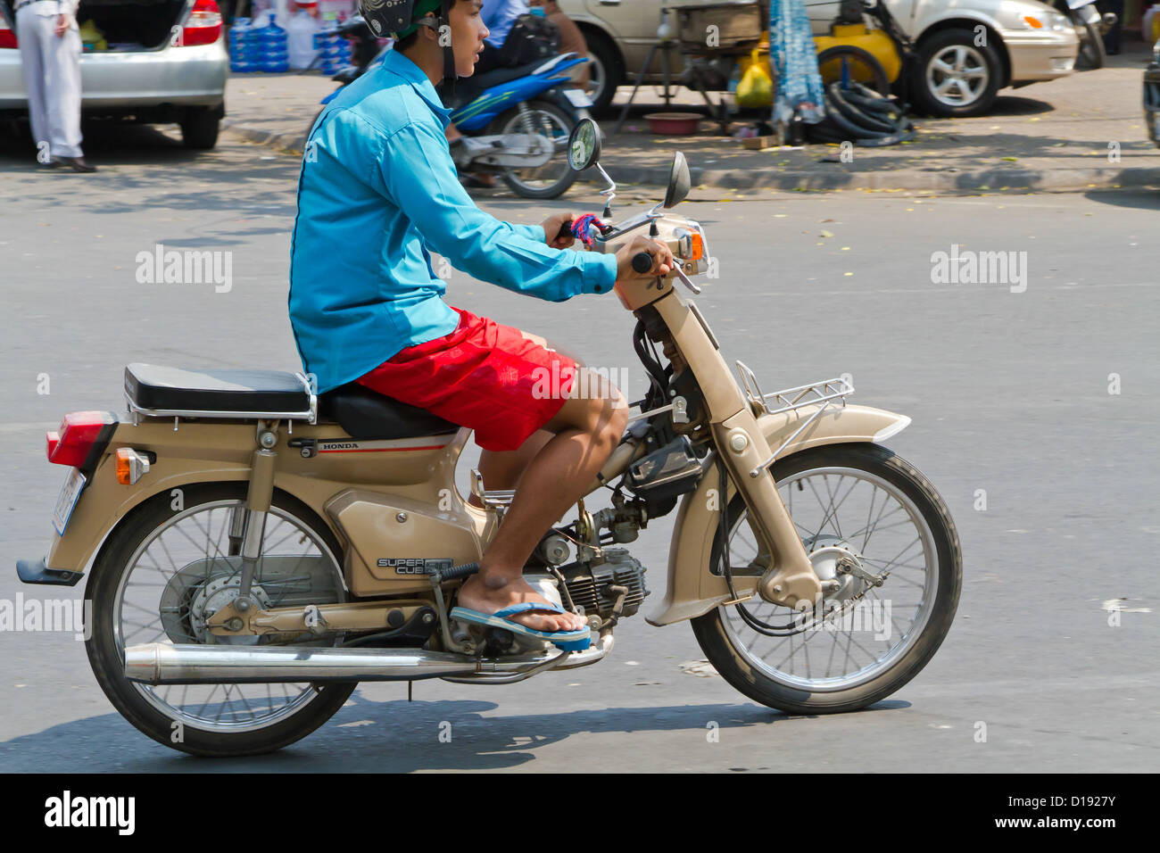 Moped Traffic in Phnom Penh, Cambodia Stock Photo Alamy