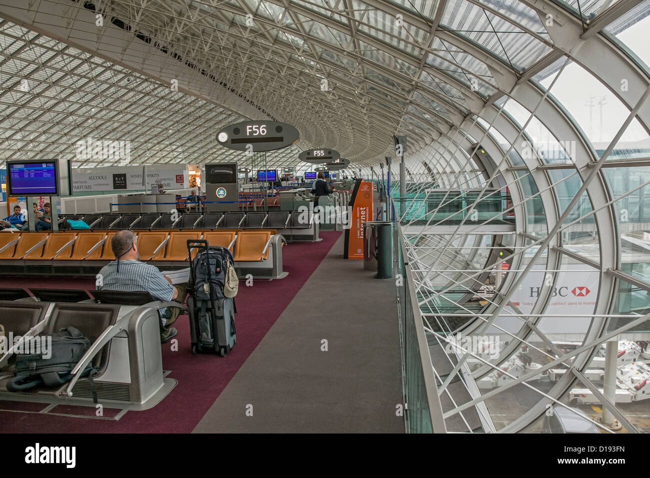 Charles de gaule airport High Resolution Stock Photography and Images