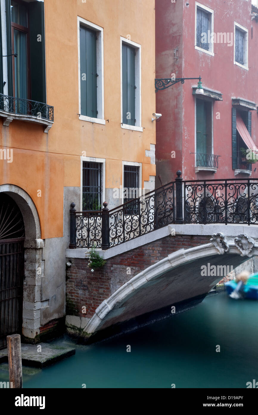 Railing venice italy hi-res stock photography and images - Alamy
