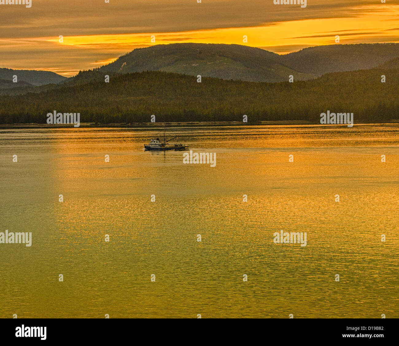 Alaskan coves hi-res stock photography and images - Alamy