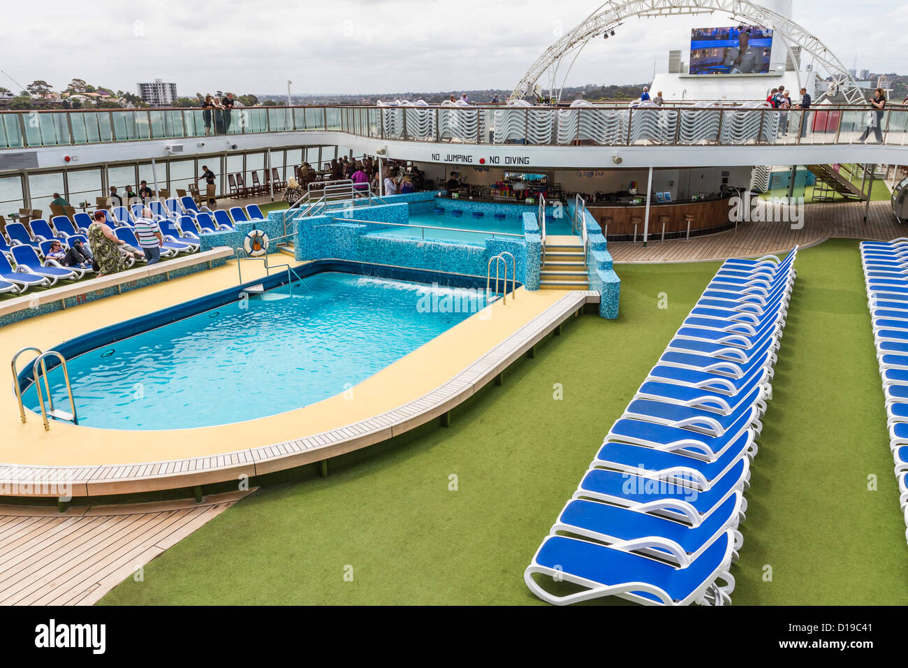 Cruise ship passengers deck chair hi-res stock photography and images ...