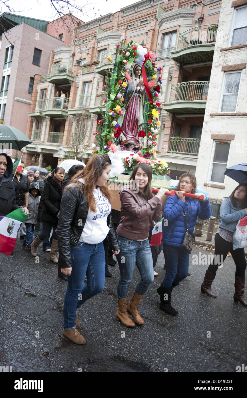 Festival of the Virgin of Guadalupe, the patron Saint of Mexico, 2012. Procession in honor of the Virgin in Park Slope, Brooklyn Stock Photo