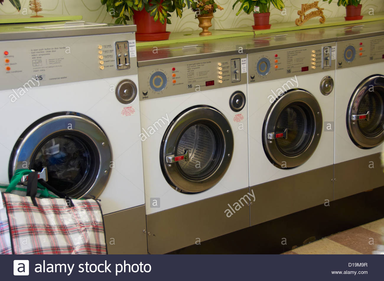 Duvet Washing Stock Photos Duvet Washing Stock Images Alamy