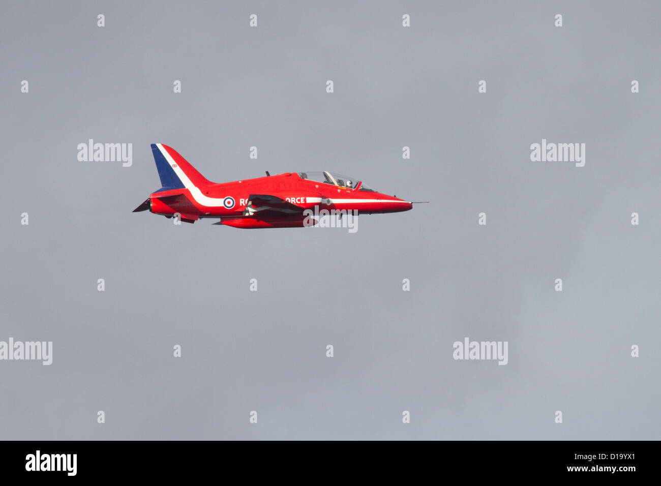 RAF BAe Hawk T1A Red Arrow performing over Falmouth as part of Henri Lloyd Falmouth Week, Cornwall Stock Photo