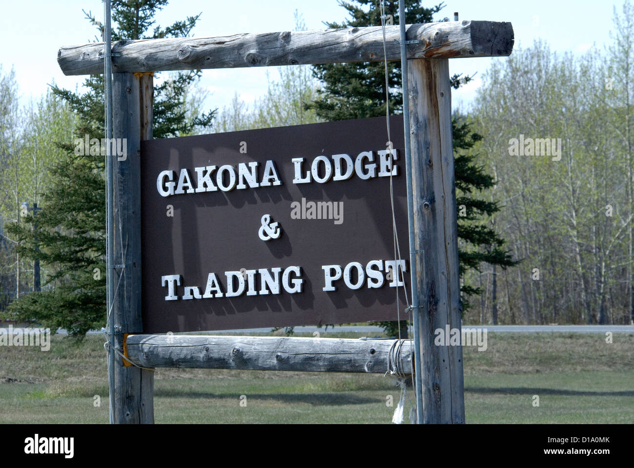Gakona Lodge and Trading Post sign in Gakona Alaska Stock Photo Alamy