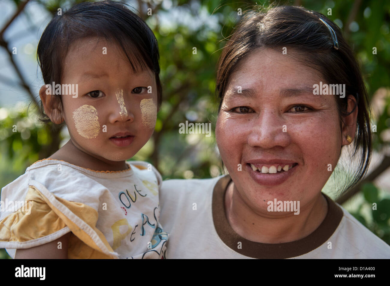 Family from the Pein Ne Bin, the Palaung tribe village. Stock Photo