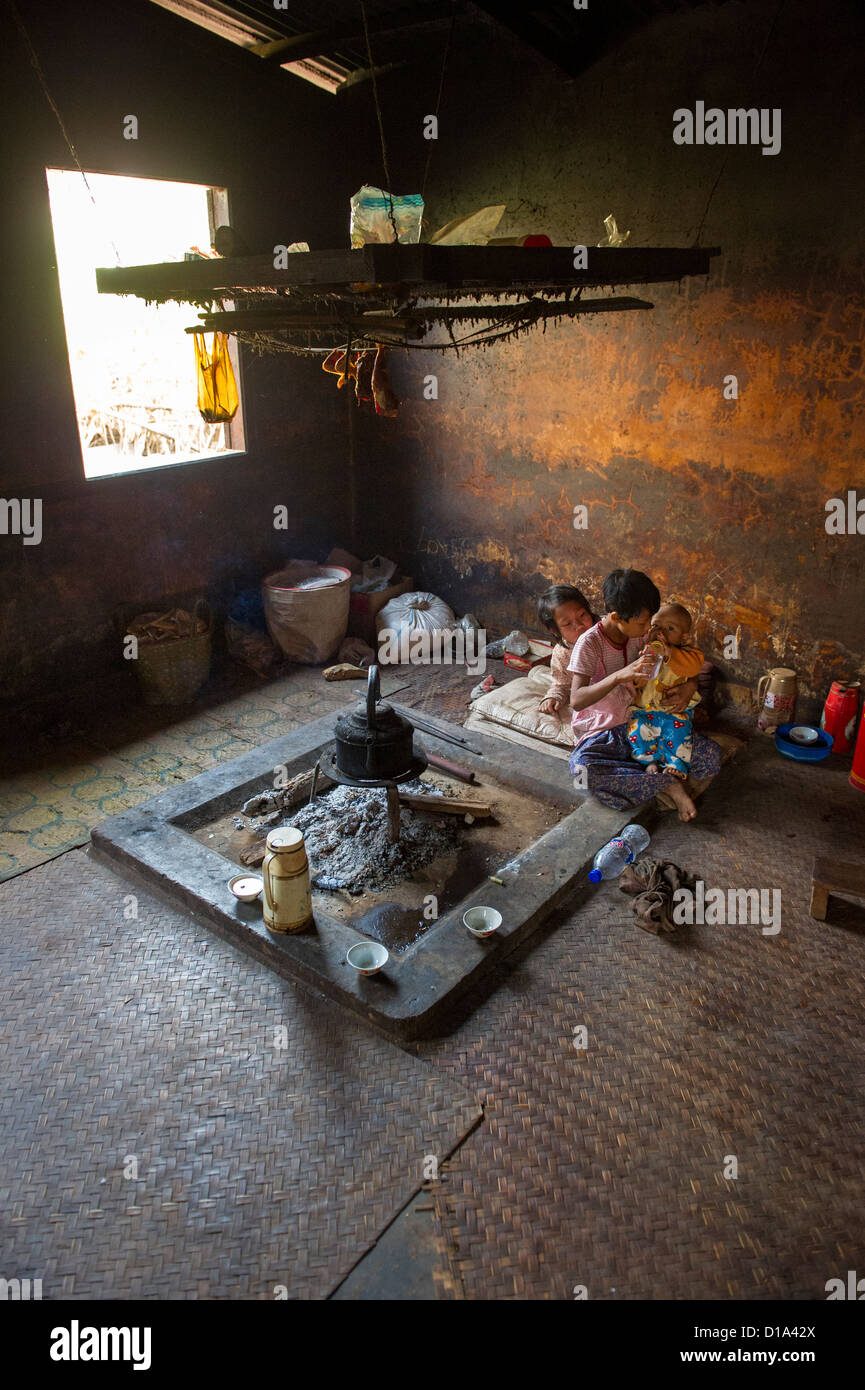 Interior of weaver's home in Pein Ne Bin, the Palaung tribe village. Stock Photo