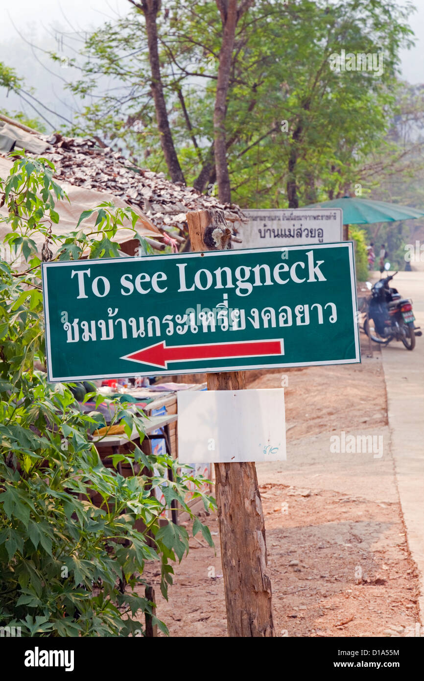 Sign showing entrance to "Longneck" Kayan people's village, Huai Seau Tao, Mae Hong Son Province, Thailand Stock Photo
