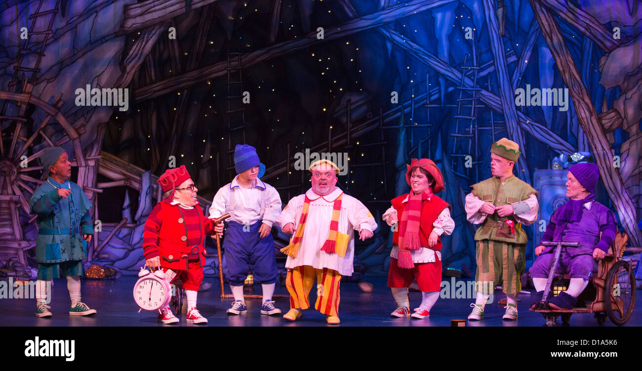 snow-white-and-the-seven-dwarfs-starring-priscilla-presley-at-the-new