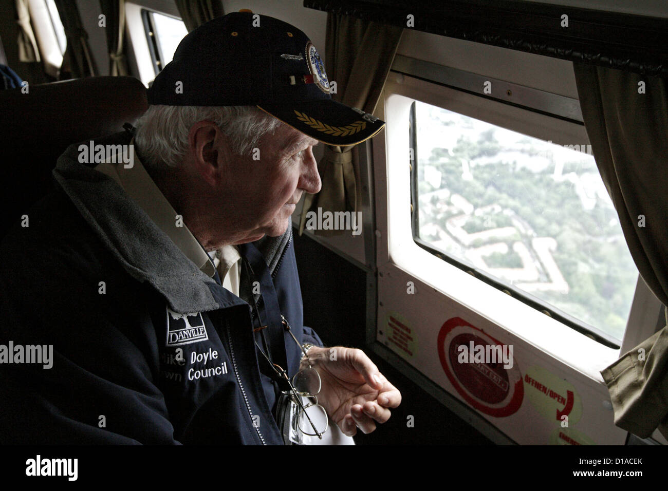 Air bridge veteran in a candy bomber, Schoenefeld, Germany Stock Photo