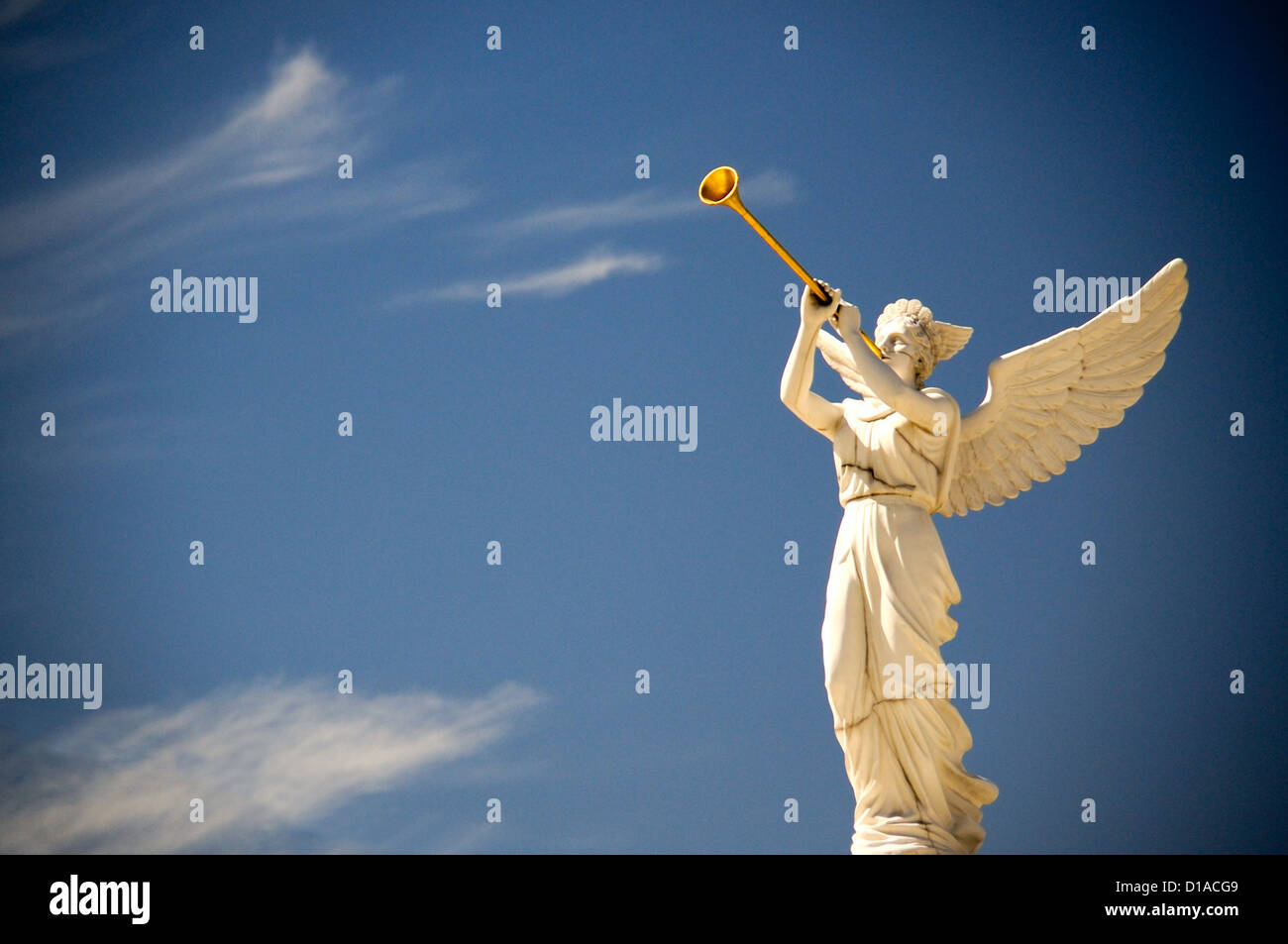 Horn blowing angel hires stock photography and images Alamy