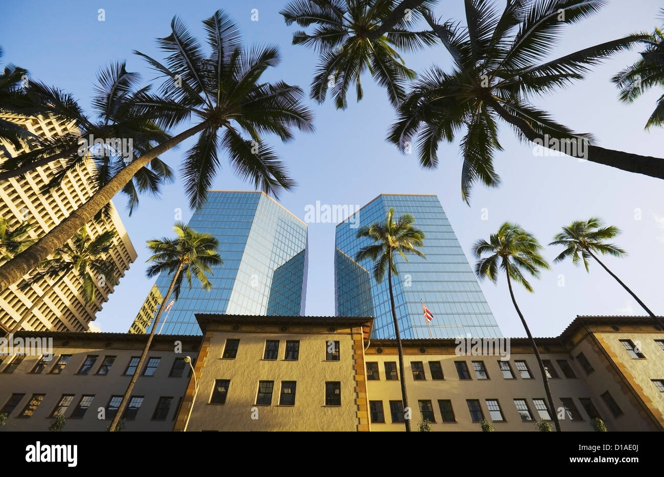 Hawaii, Oahu, Honolulu, Downtown With Dillingham Transportation