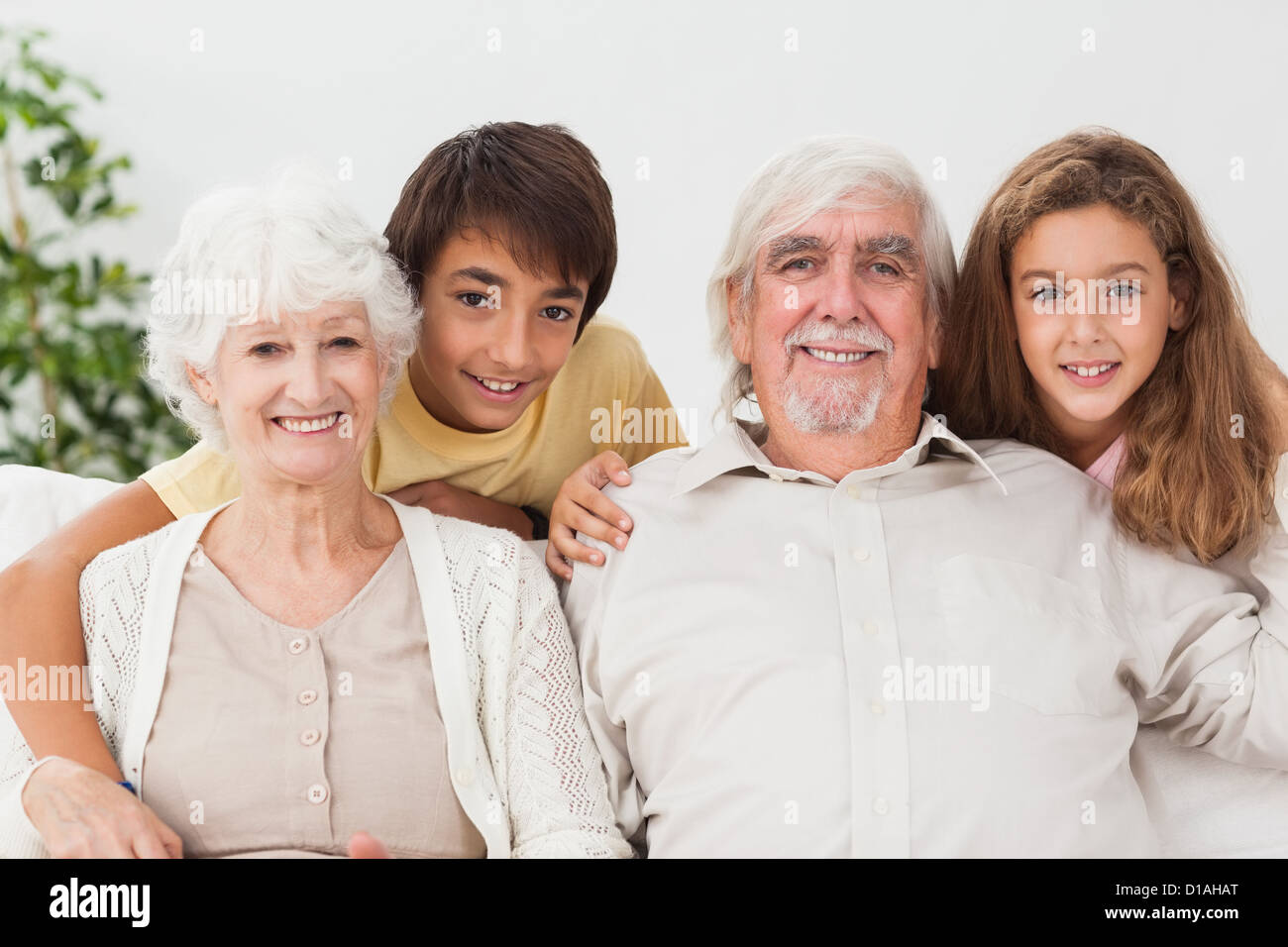 Grandparents with grandchildren portrait Stock Photo - Alamy