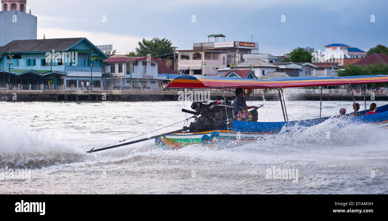 Long tail boat on the Chao Phraya, Bangkok Stock Photo