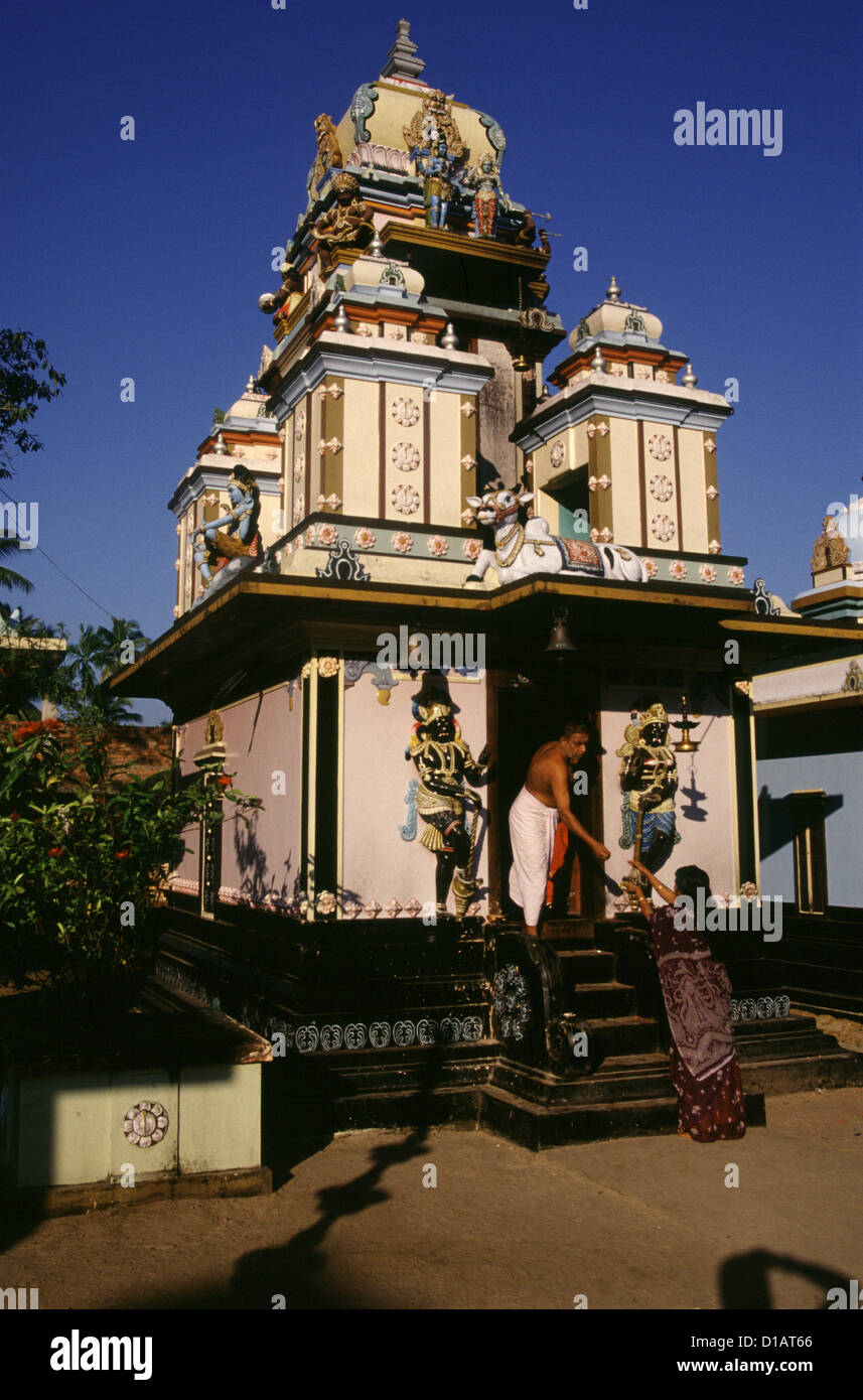 A small temple along the backwaters of Kerala south India Stock Photo ...
