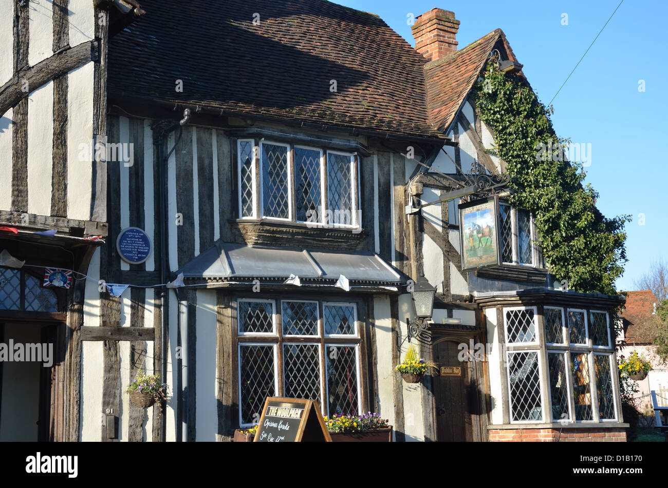Inn pub coggeshall hires stock photography and images Alamy
