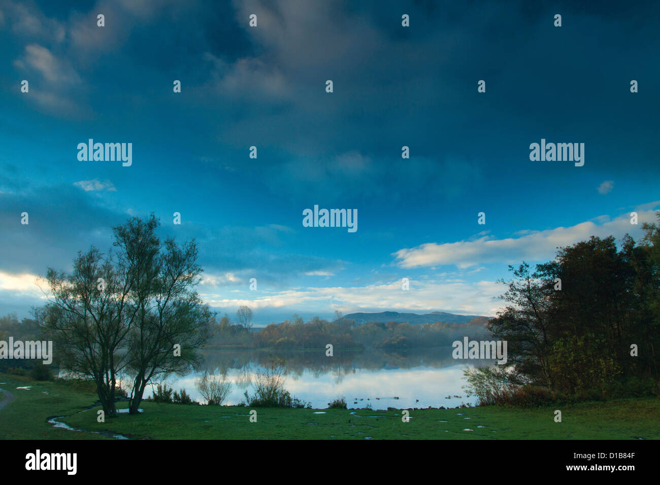 Duddingston Loch at dawn, Holyrood Park, Edinburgh Stock Photo