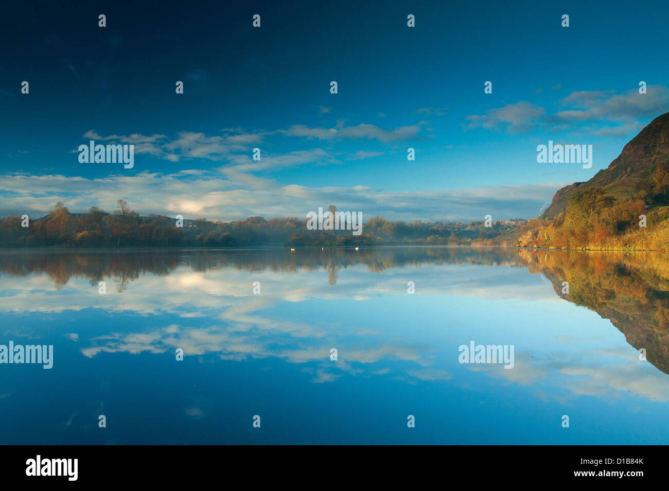 Duddingston Loch at dawn, Holyrood Park, Edinburgh Stock Photo