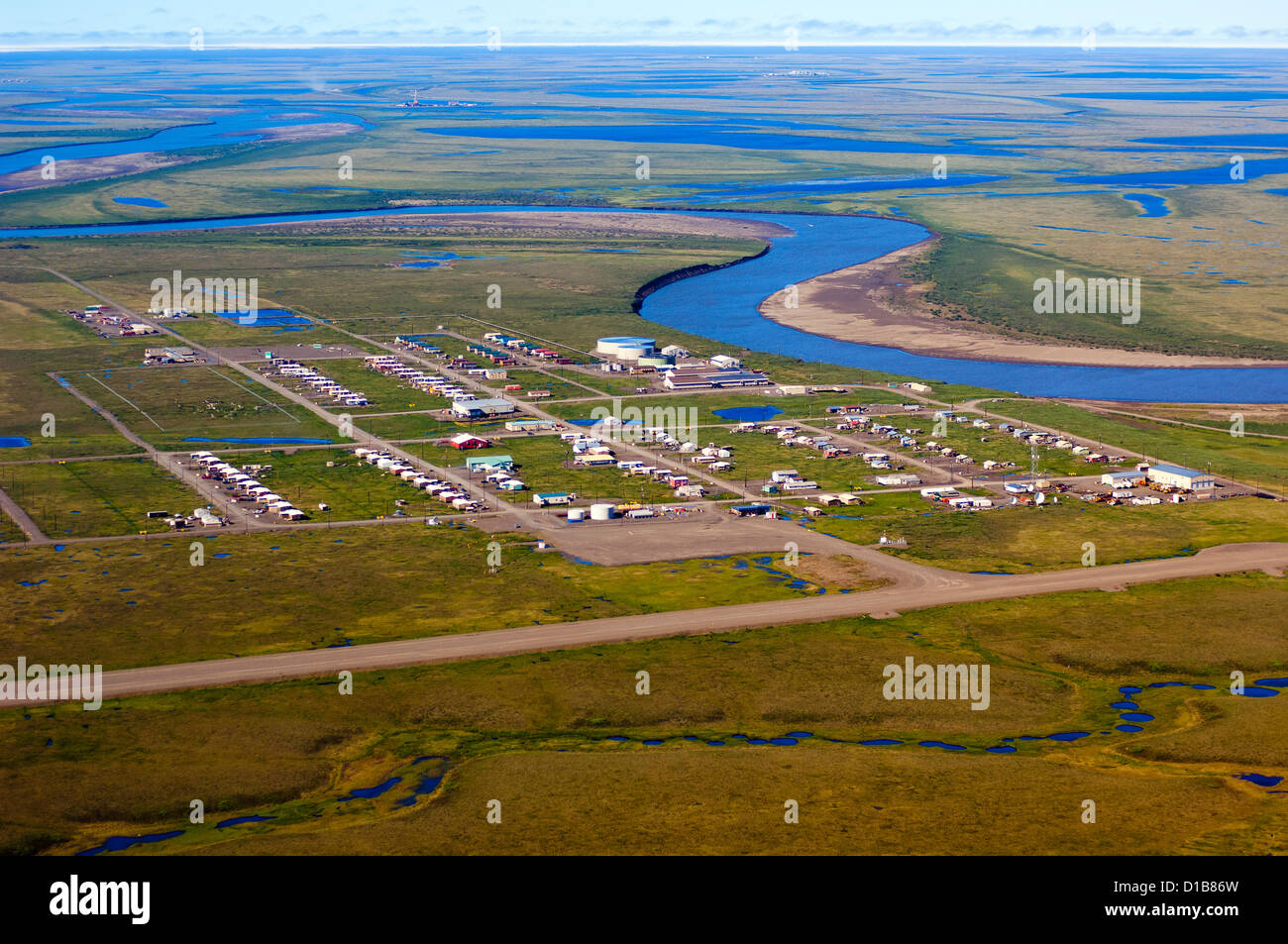 Nuiqsut Alaskan Village Stock Photos & Nuiqsut Alaskan Village Stock