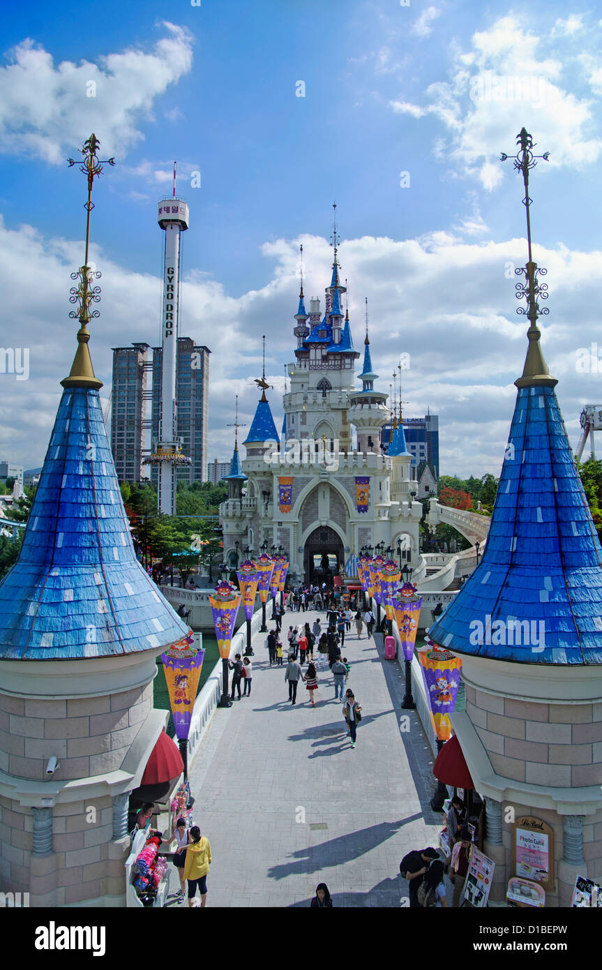 Lotte world seoul hires stock photography and images Alamy