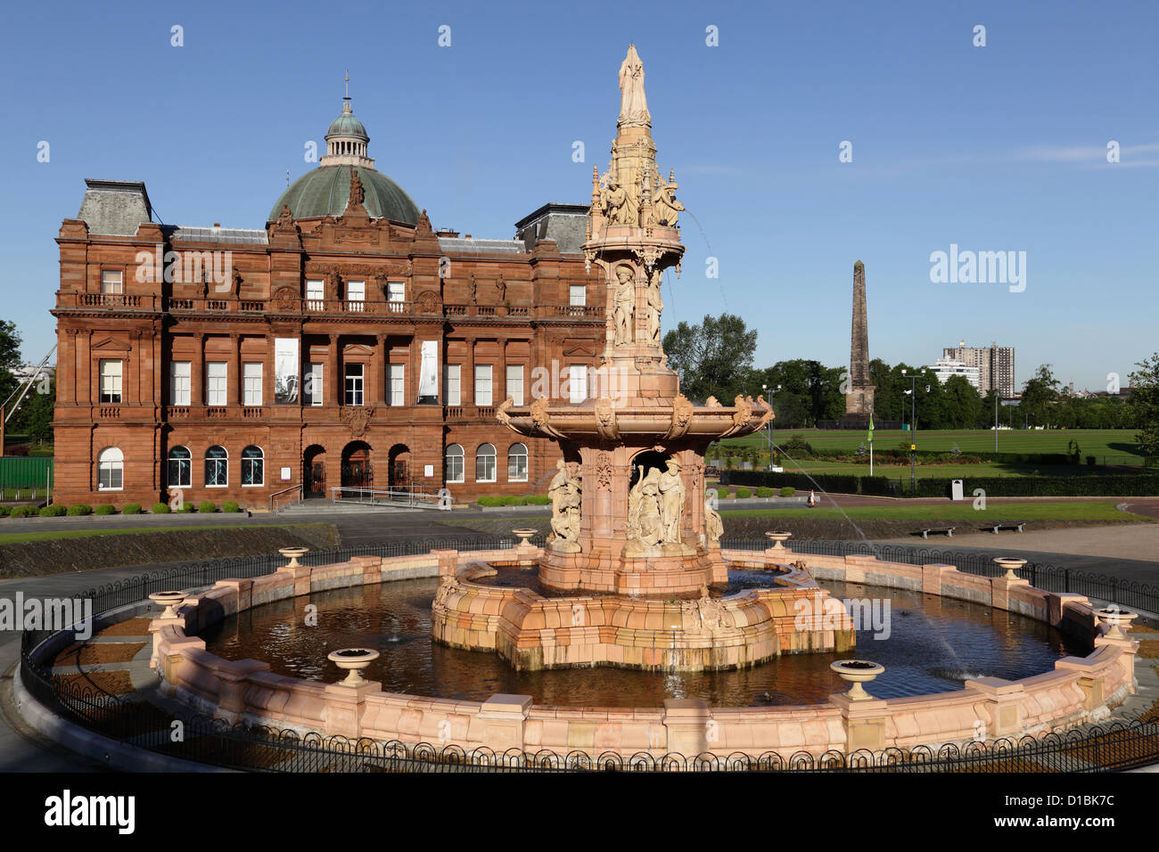 Doulton Fountain and People's Palace Museum on Glasgow Green, Glasgow, Scotland, UK Stock Photo