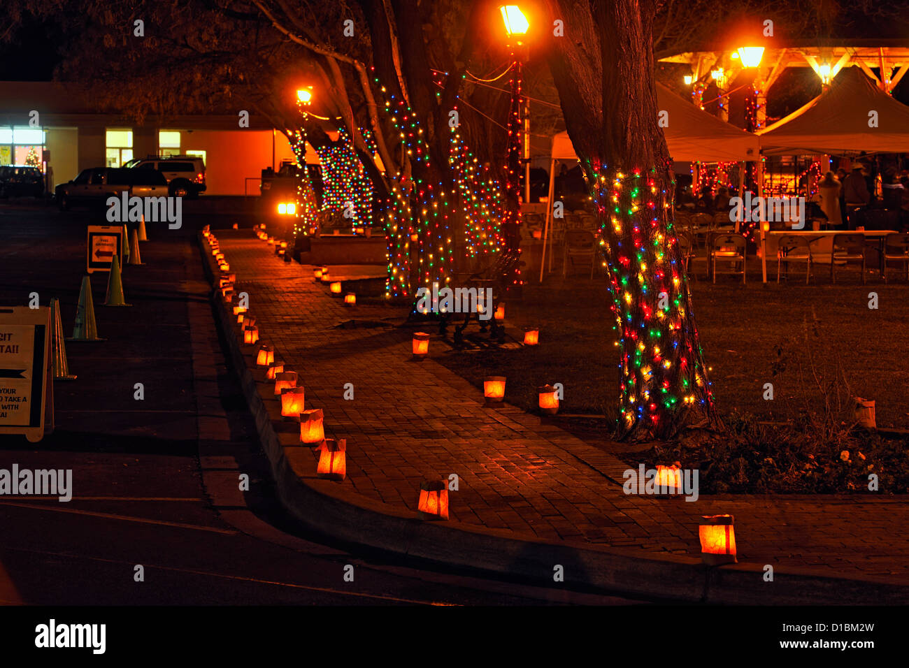 Luminarias new mexico hires stock photography and images Alamy