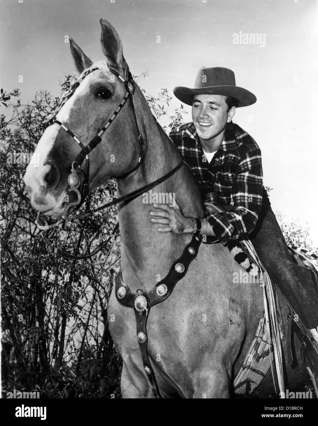 VIC DAMONE US singer about 1956 Stock Photo - Alamy