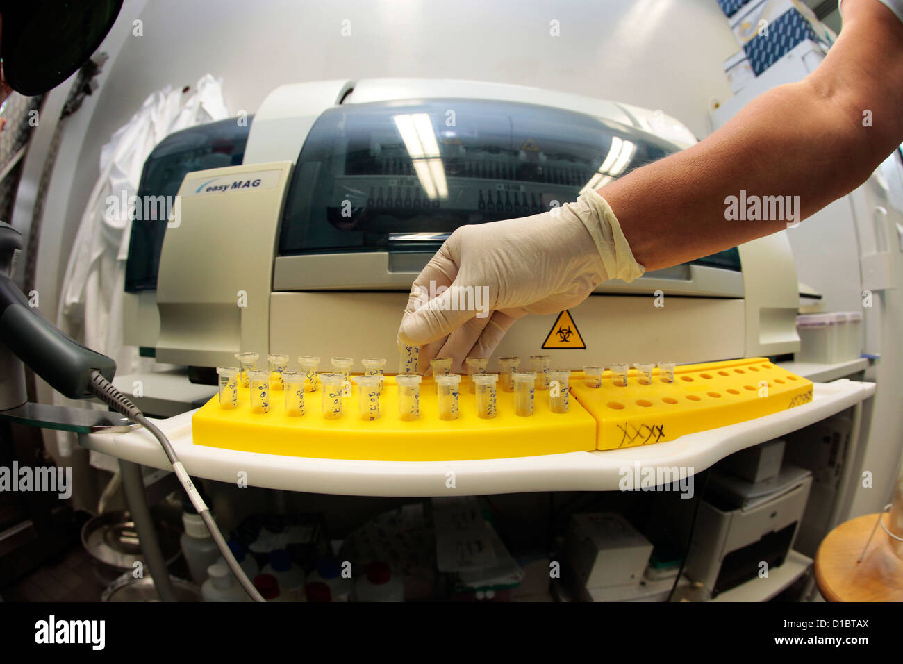 Extraction point hi-res stock photography and images - Alamy