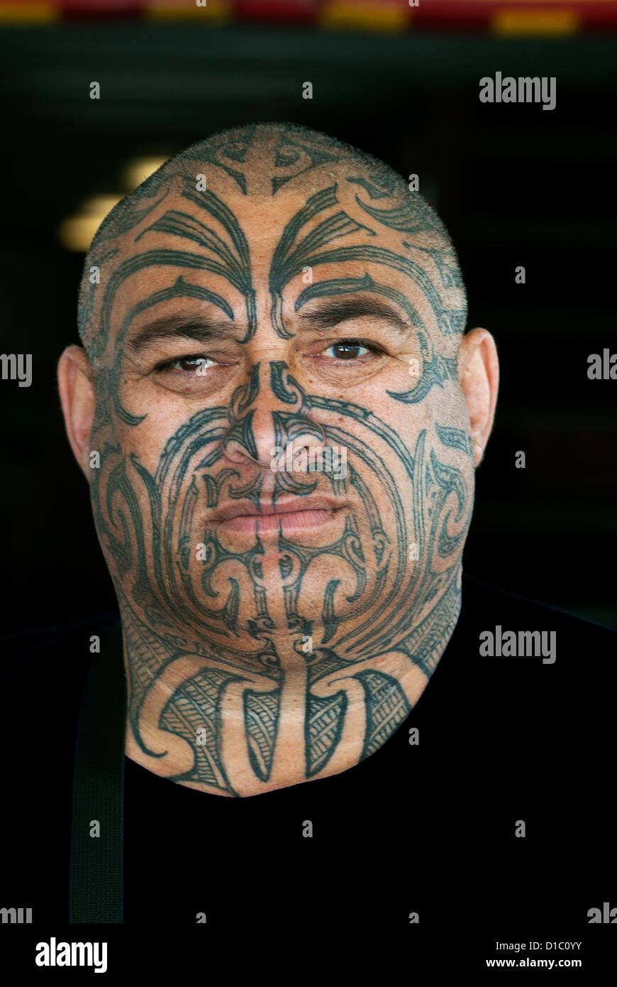 Māori New Zealand newsreader Oriini Kaipara hits back at man who complained  about her face tattoo  Daily Mail Online