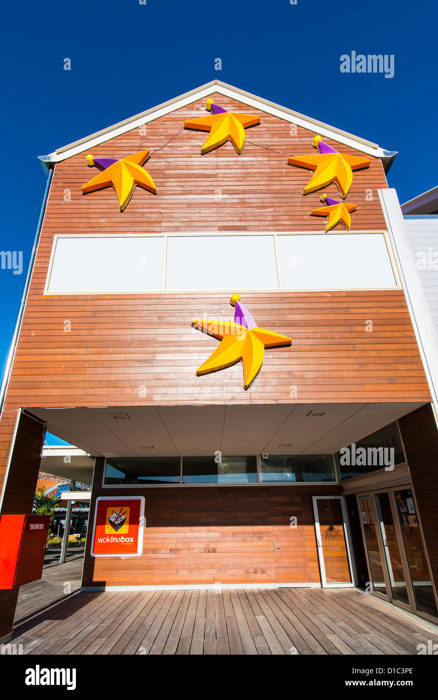 Shop fronts at Hillarys Boat harbor Stock Photo Alamy