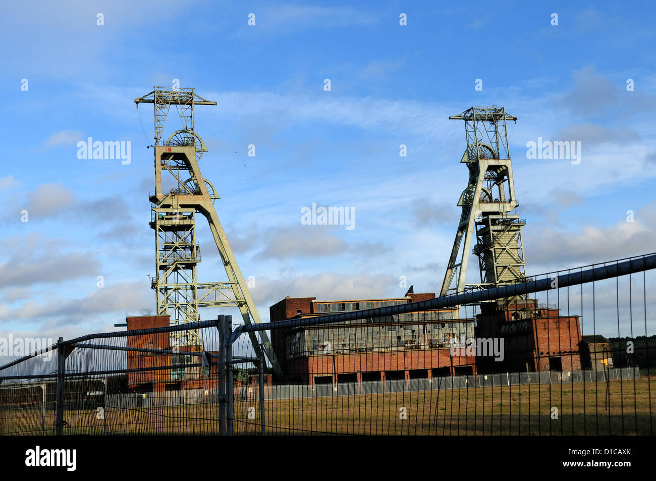 Clipstone Colliery, Notts, UK. 15th December 2012. The colliery which closed in 2003 is wanted for redevelopment ,The 200ft (61m) grade11 listed headstocks are the only part of the old pit that remain (the tallest of thier kind in Europe).MP Mark Spencer (Newark and Sherwood)has joined the growing number of groups who would like them to be demolished. Stock Photo