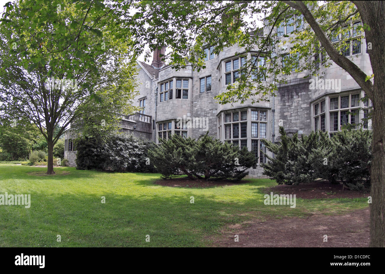 Coe Hall at Planting Fields Arboretum Oyster Bay Long Island New York Stock Photo Alamy