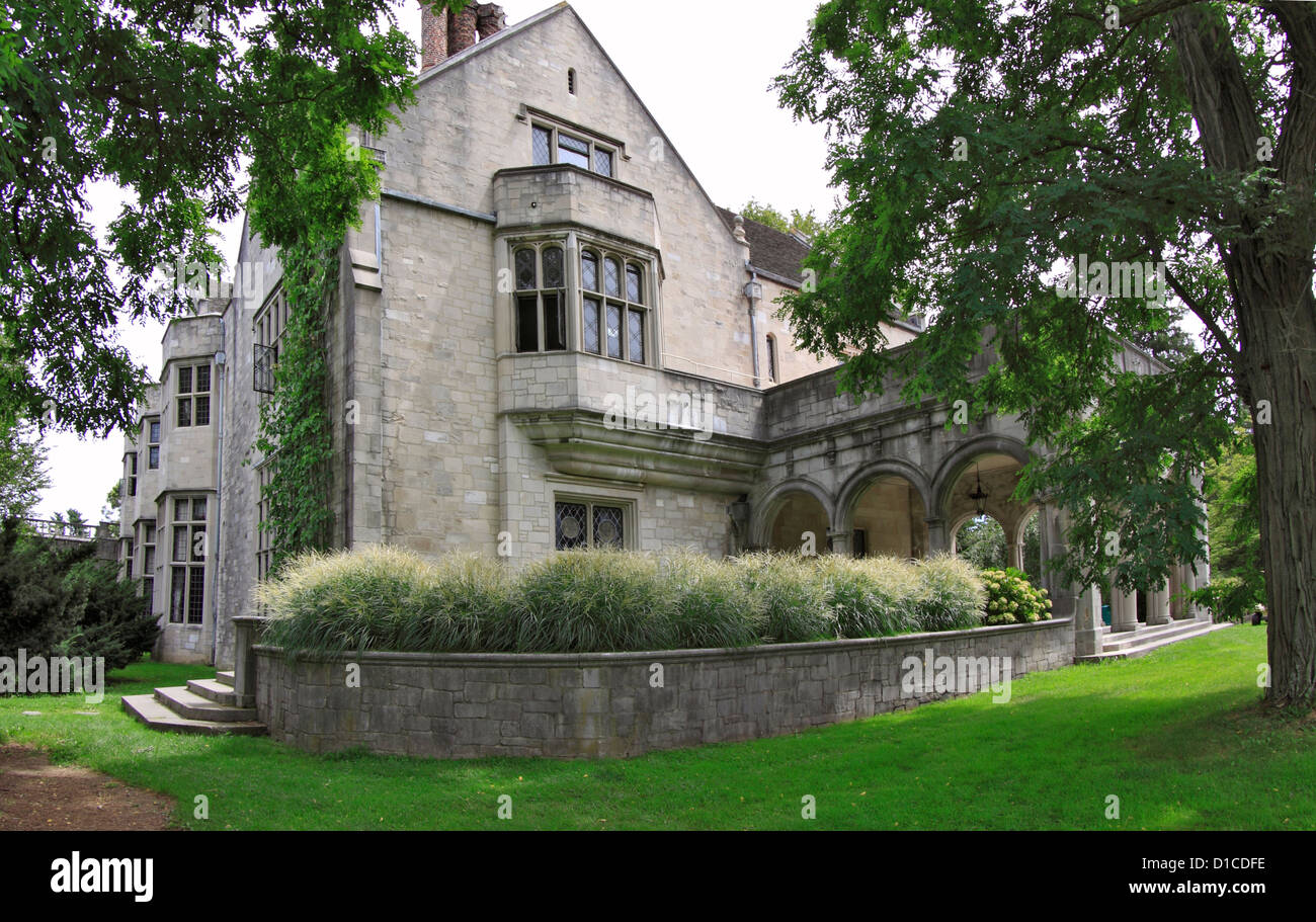 Coe Hall at Planting Fields Arboretum Oyster Bay Long Island New York Stock Photo Alamy