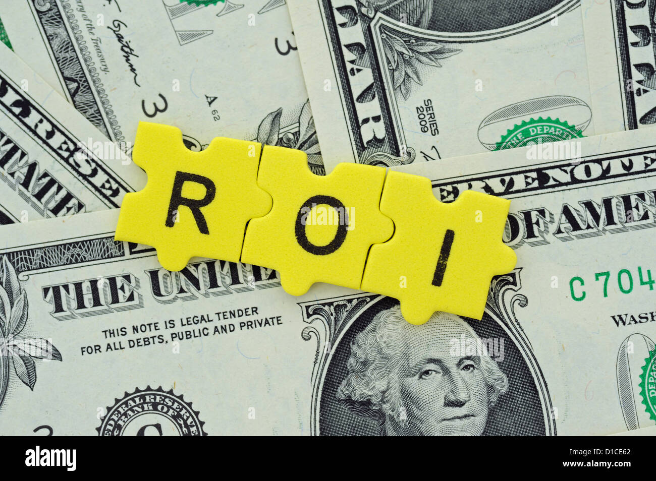 financial ratios, ROI = Return on Investment Stock Photo