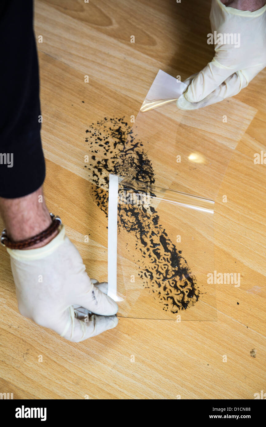 Shoe print crime scene hires stock photography and images Alamy