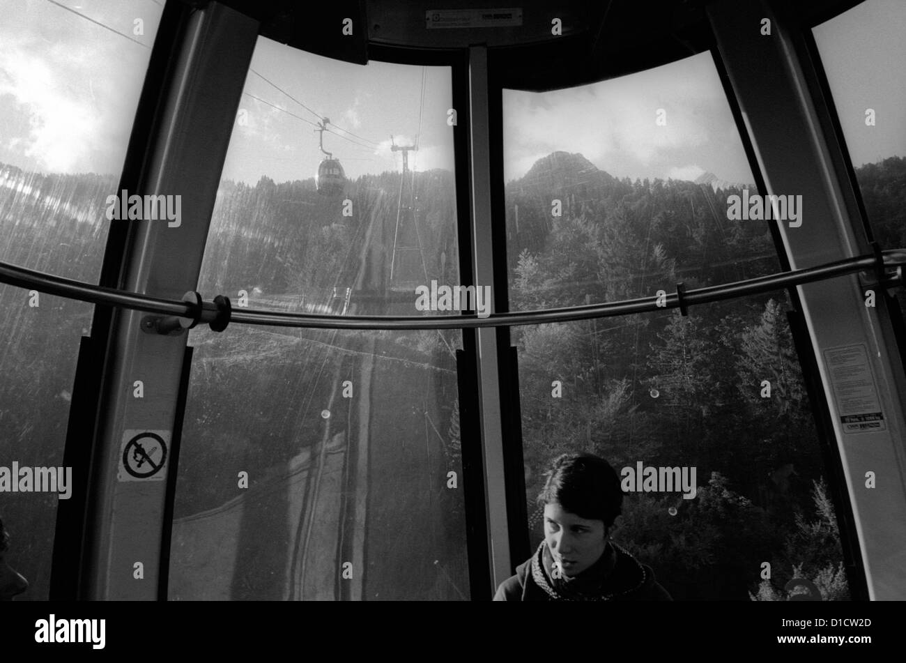 Kreuzeckbahn cable car Kreuzeck Bavaria Germany Stock Photo Alamy