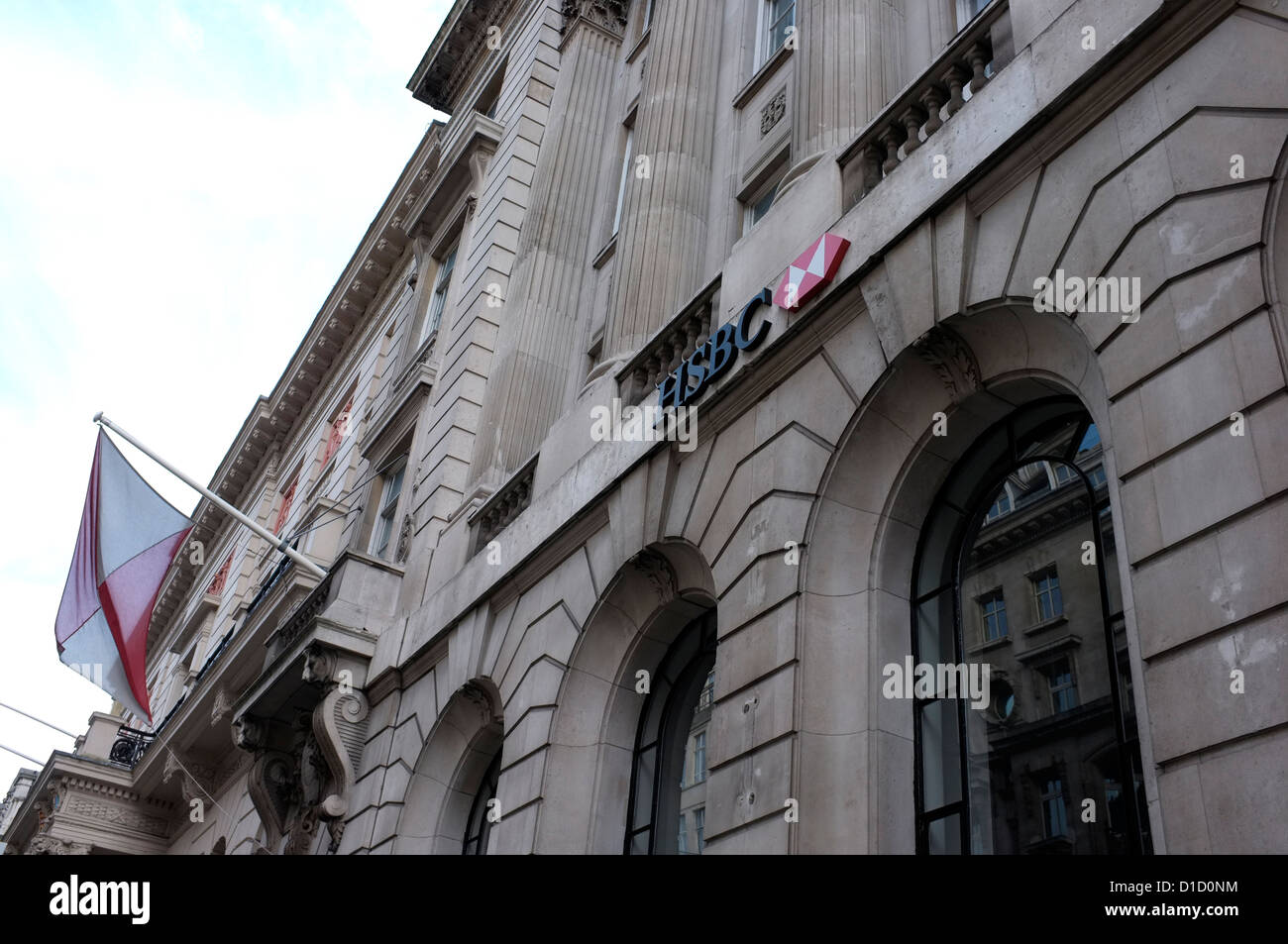 hsbc holdings plc banking pall mall london Stock Photo