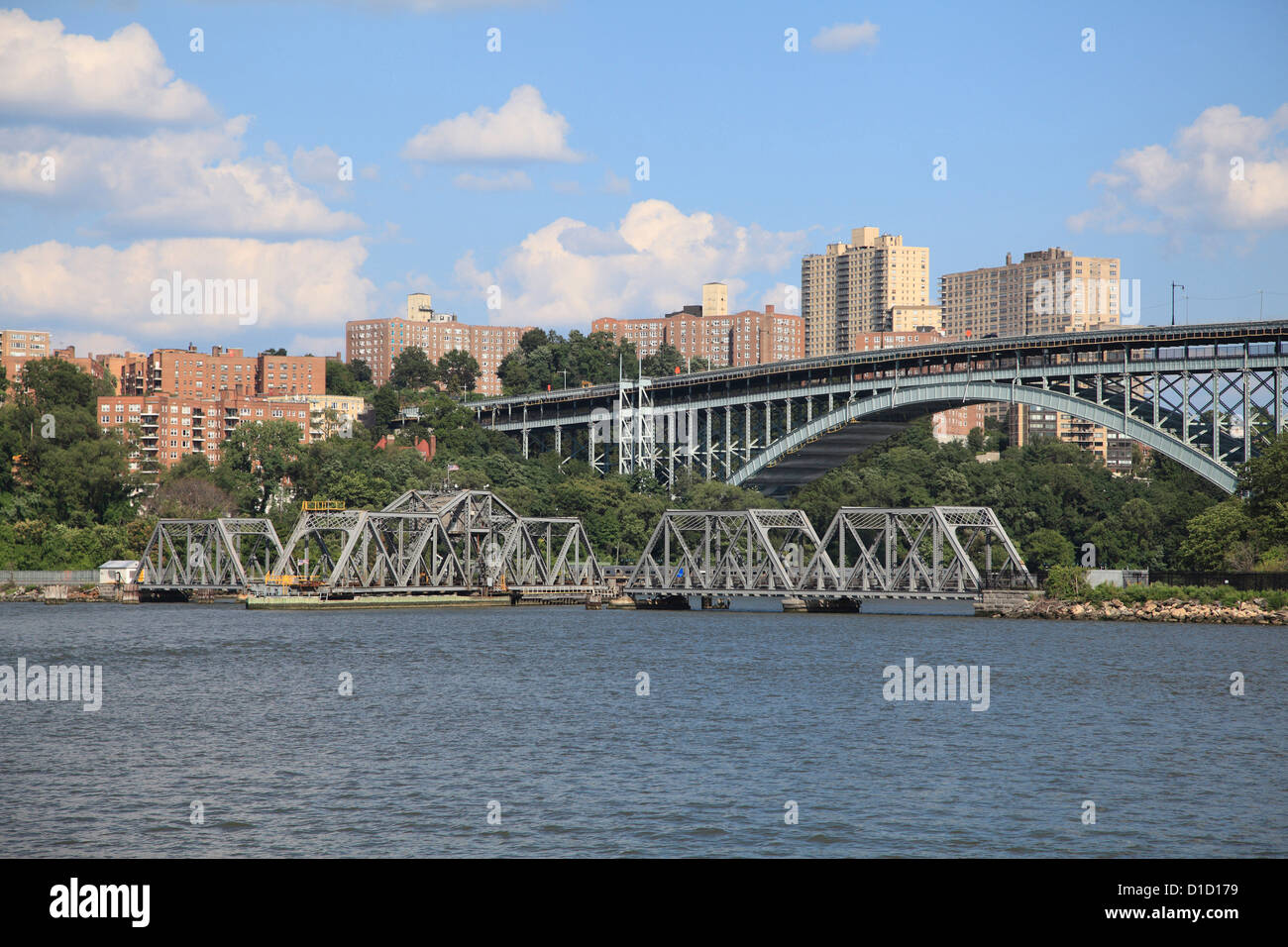 Henry Hudson Bridge, Spuyten Duyvil Bridge, Harlem River, connecting