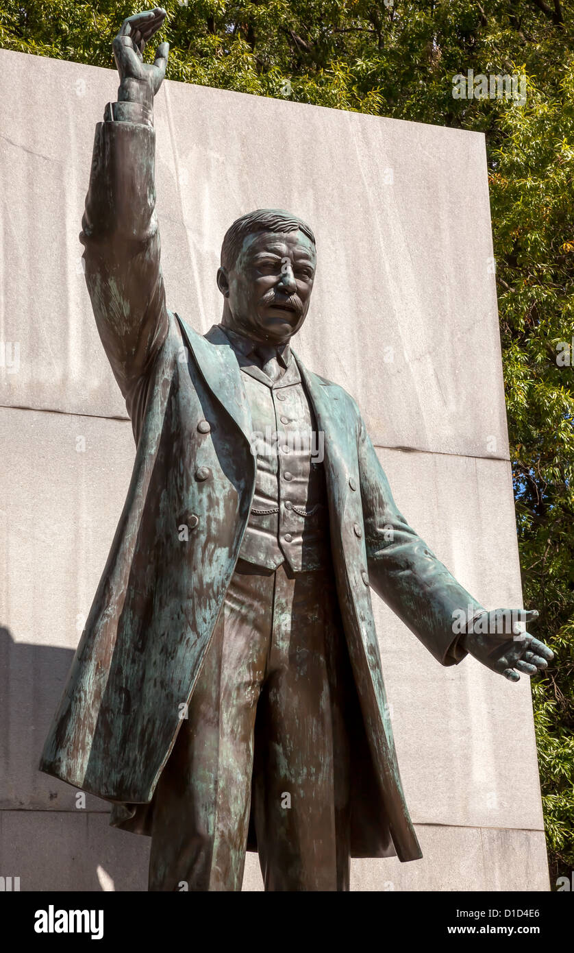Roosevelt statue hires stock photography and images Alamy