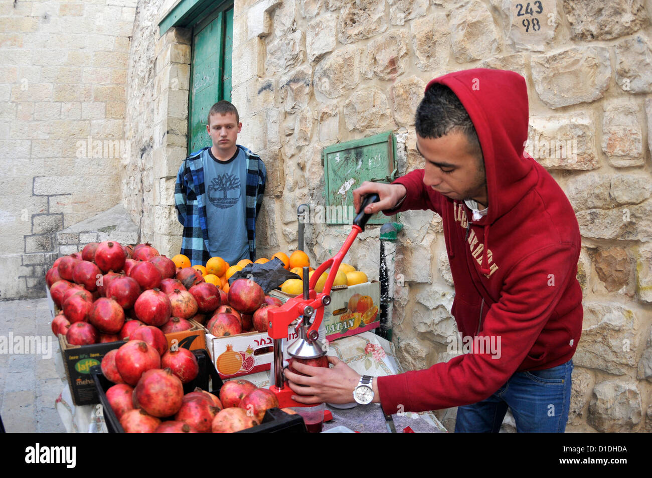 Fresh Pomegranate Juice Stall Jerusalem collection Stock Photo Alamy