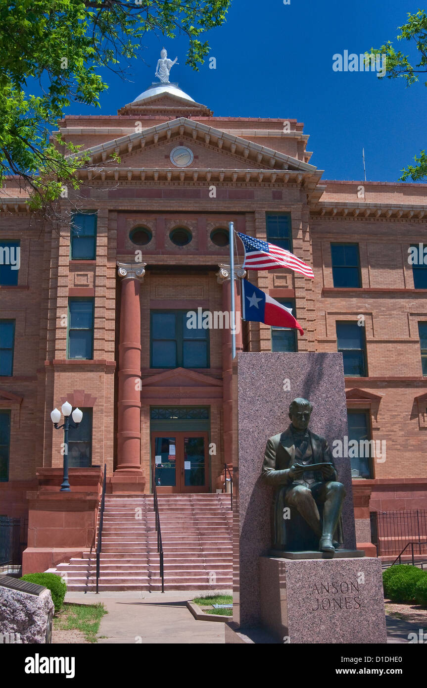 Anson Jones statue in front of Jones County Courthouse in Anson