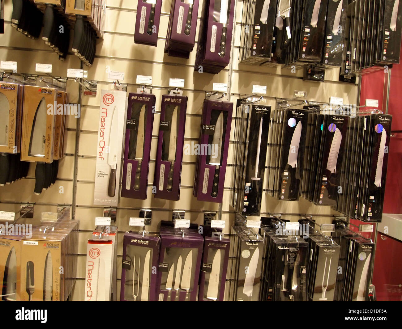 Kitchen Hardware On Display In A Department Store Stock Photo Alamy
