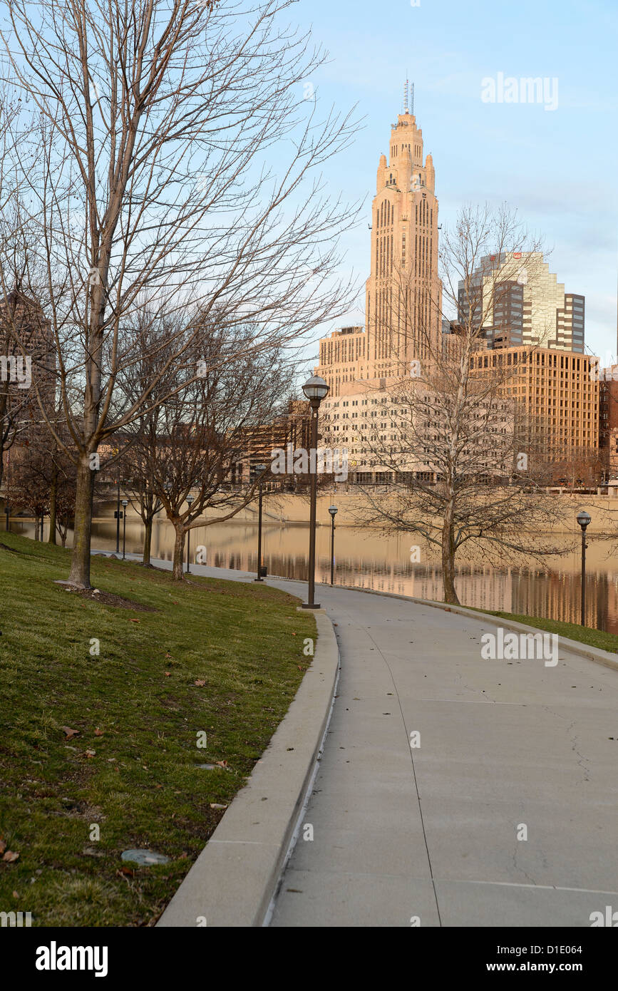The LeVeque Tower in Columbus, Ohio Stock Photo - Alamy