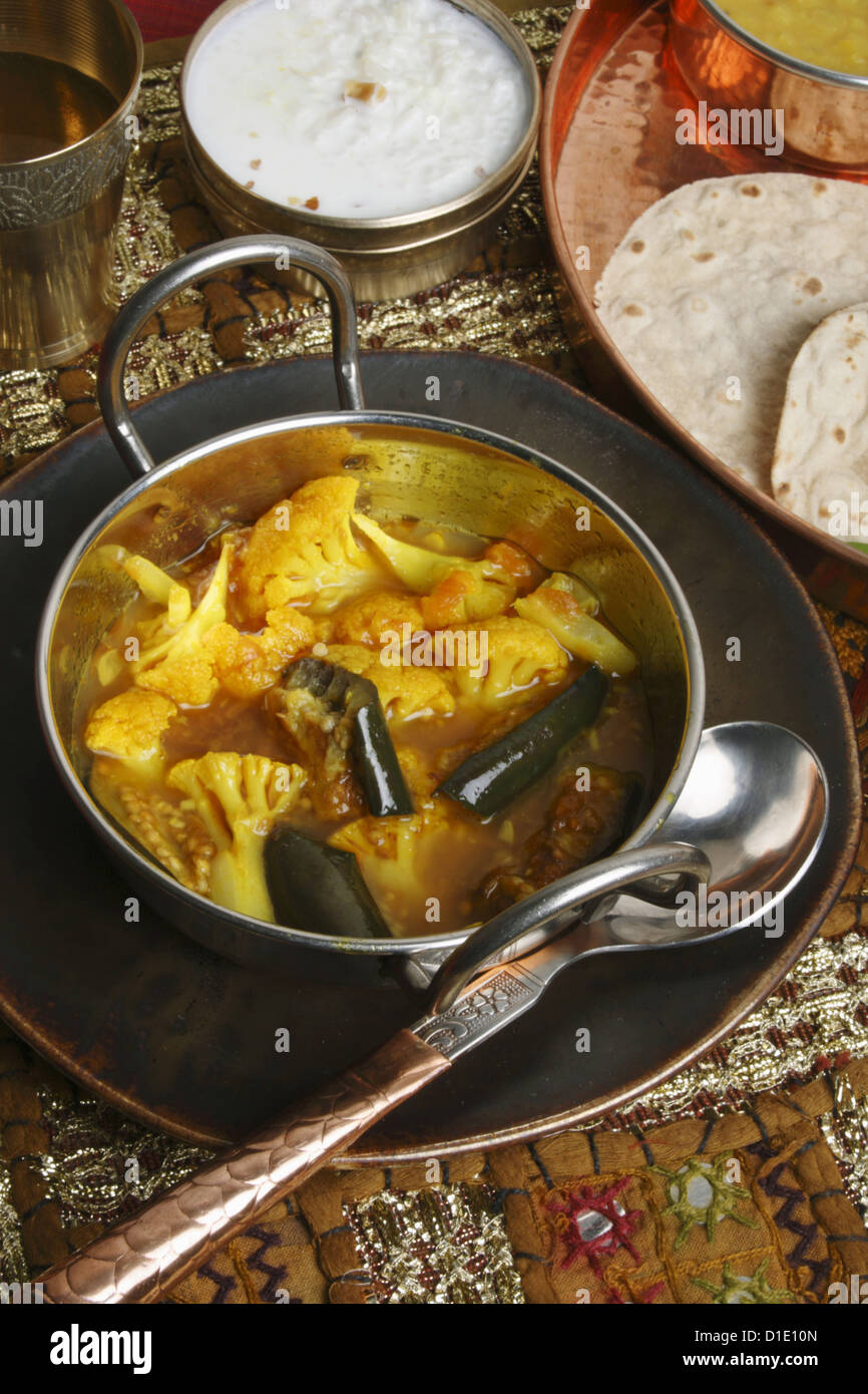 Gujarati Cauliflower Brinjal Curry Stock Photo Alamy