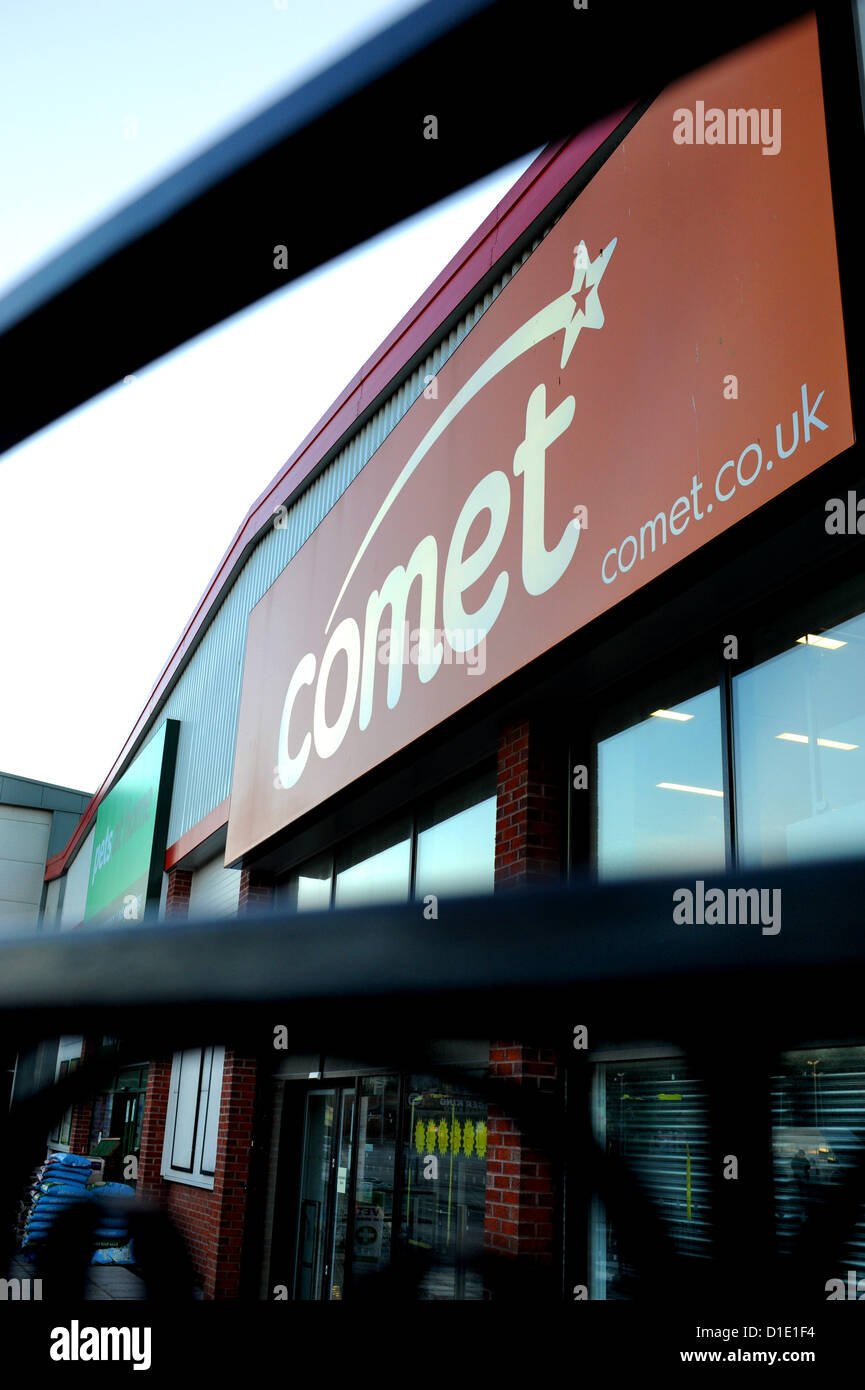 Hove Brighton UK 18 December 2012 - Closed Down the Comet electrical goods store on the Goldstone Retail Park in Hove Brighton Stock Photo